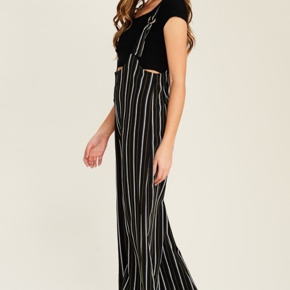 Wide leg with striped Pant Jumpsuit - Picture 5 of 8